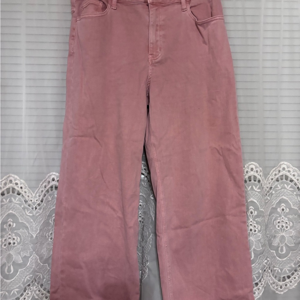 Elegant Pink Flare Jeans